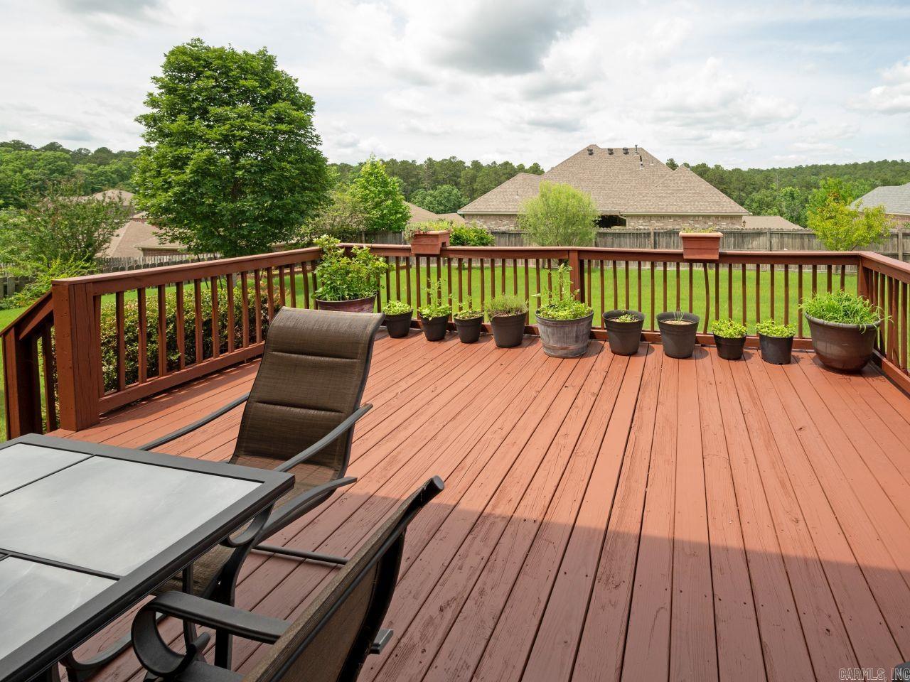 CAPITOL LAKES ESTATES - Residential