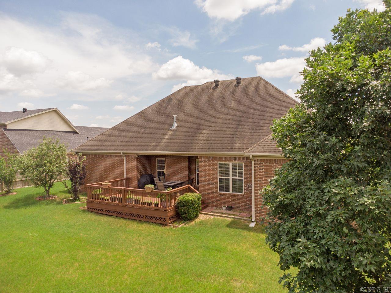 CAPITOL LAKES ESTATES - Residential