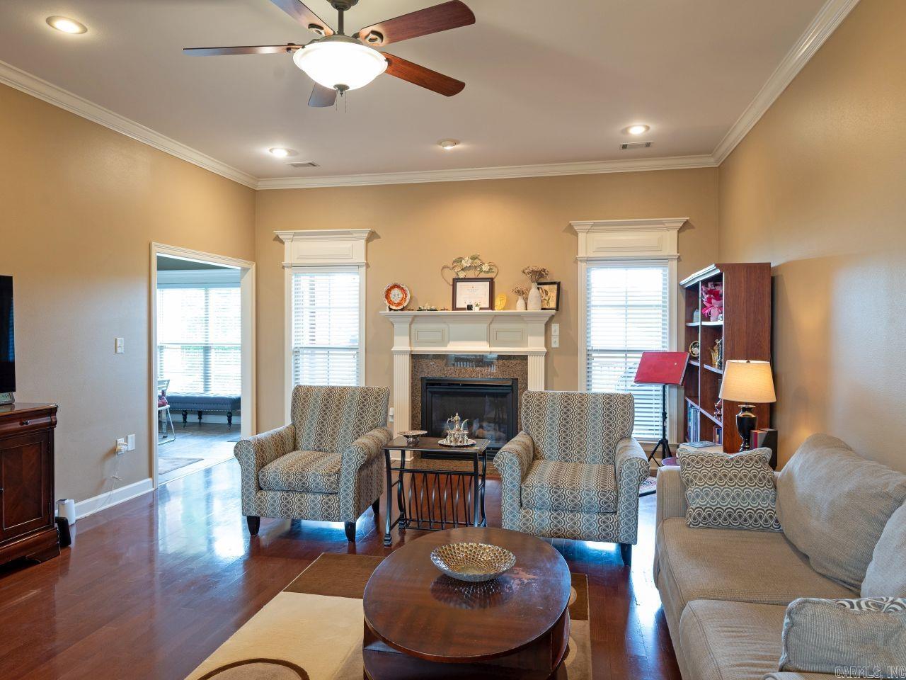CAPITOL LAKES ESTATES - Residential