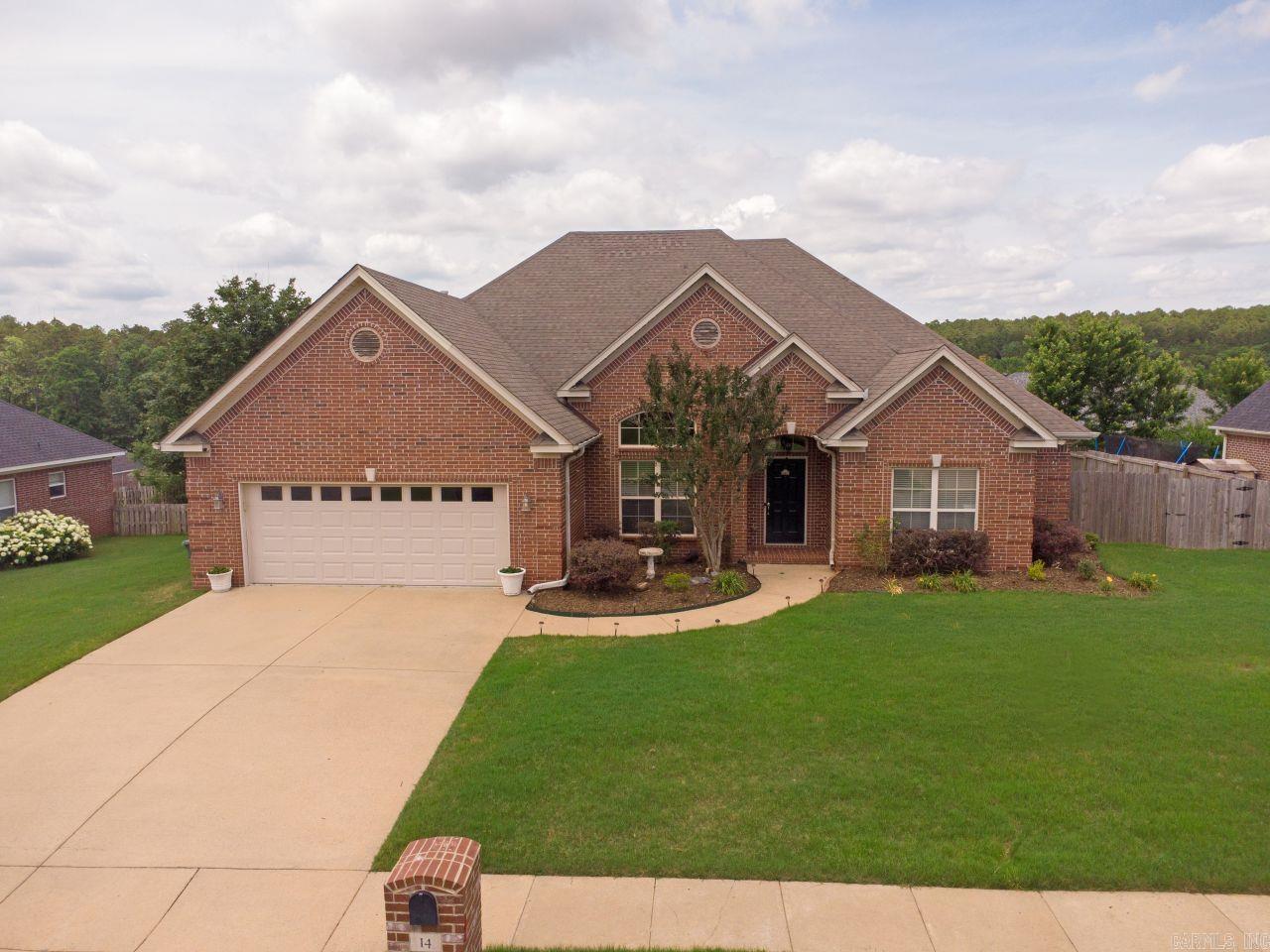 CAPITOL LAKES ESTATES - Residential