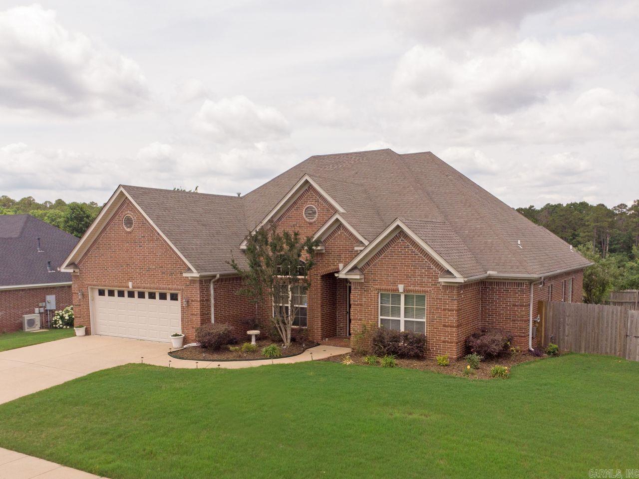 CAPITOL LAKES ESTATES - Residential
