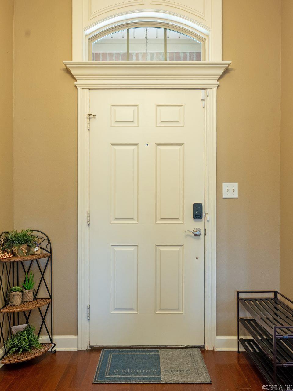 CAPITOL LAKES ESTATES - Residential