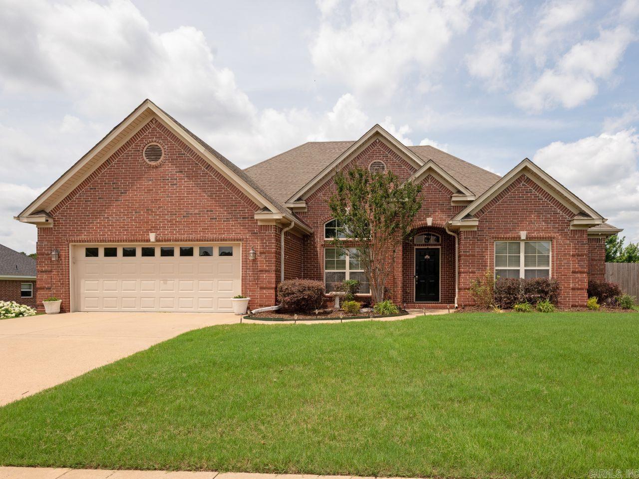CAPITOL LAKES ESTATES - Residential