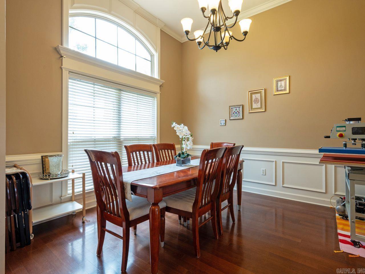 CAPITOL LAKES ESTATES - Residential