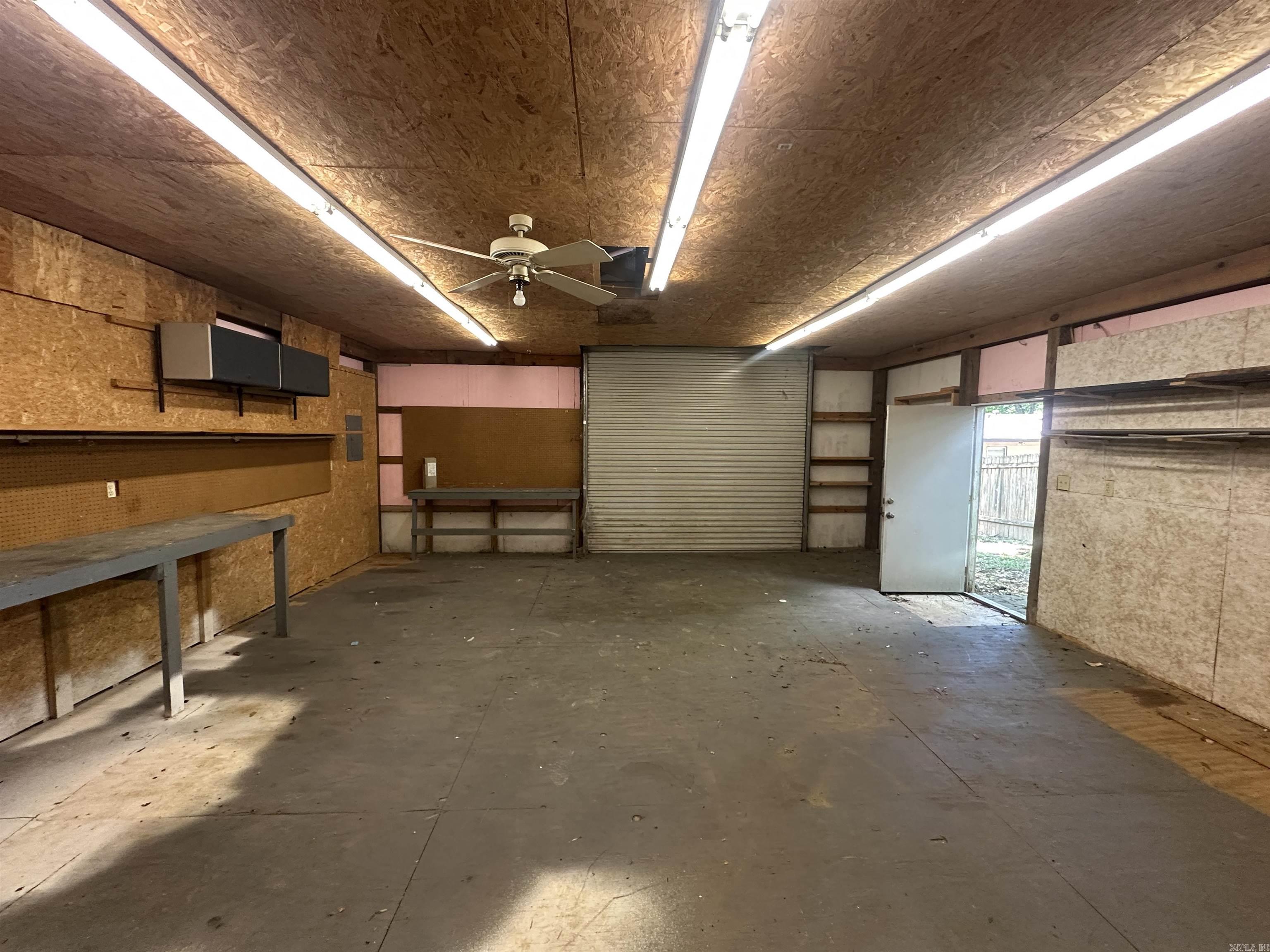 COSTON ACRES - Residential