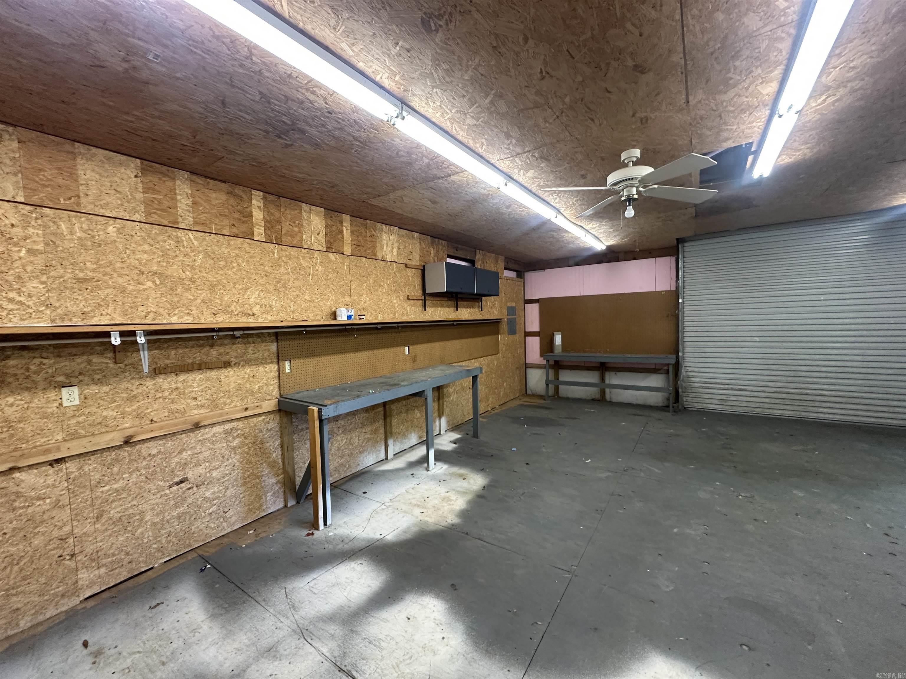 COSTON ACRES - Residential