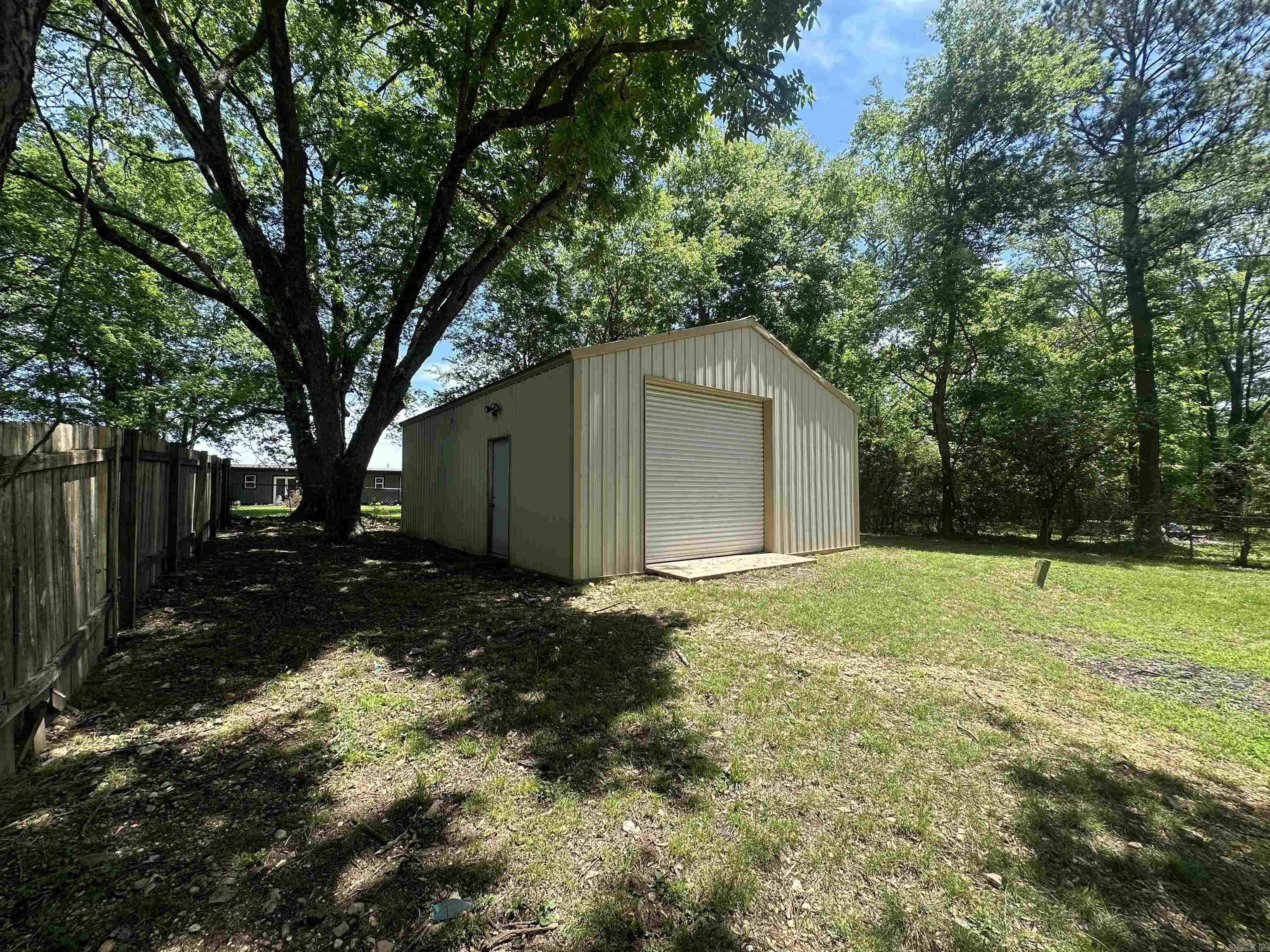 COSTON ACRES - Residential