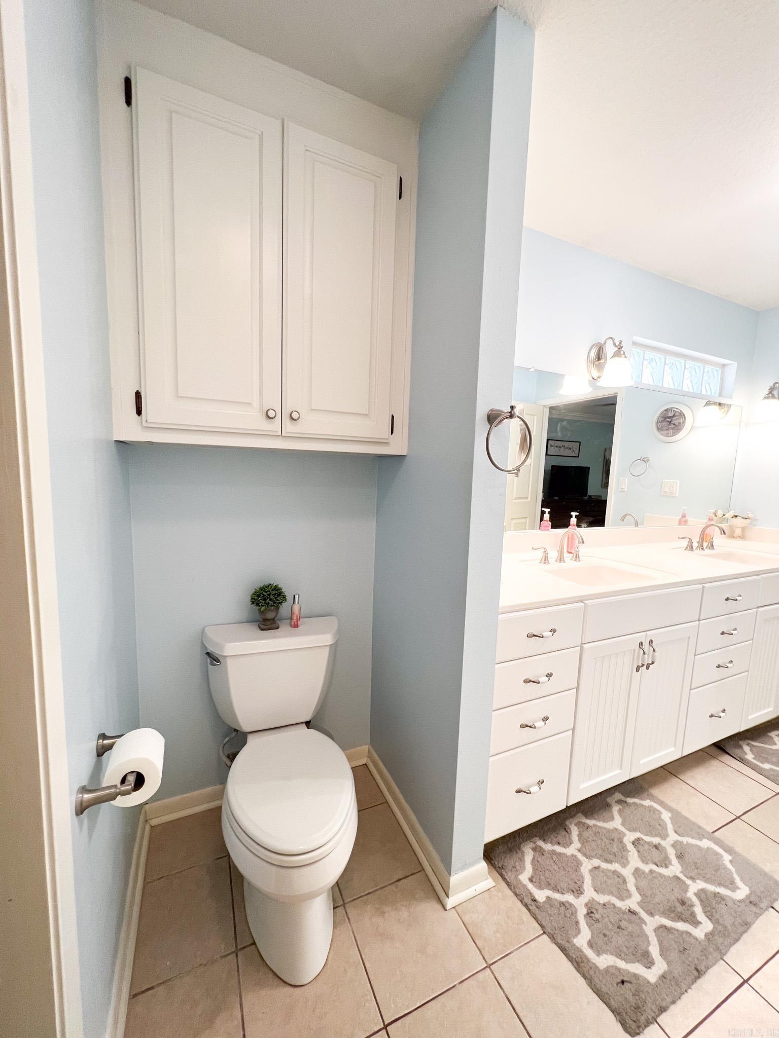 RIVER OAKS - Residential