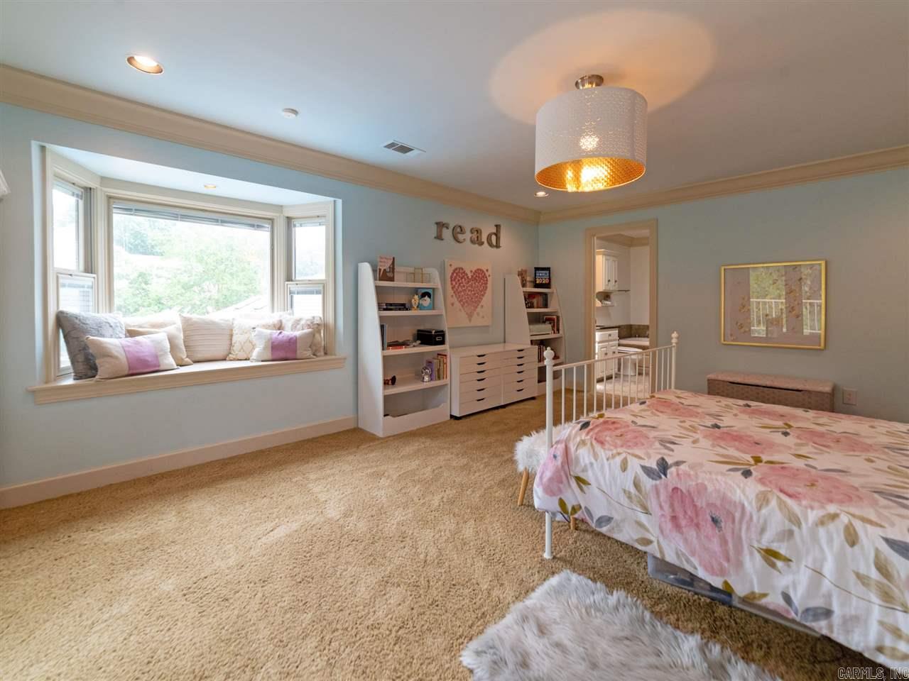 PLEASANT VALLEY - Residential