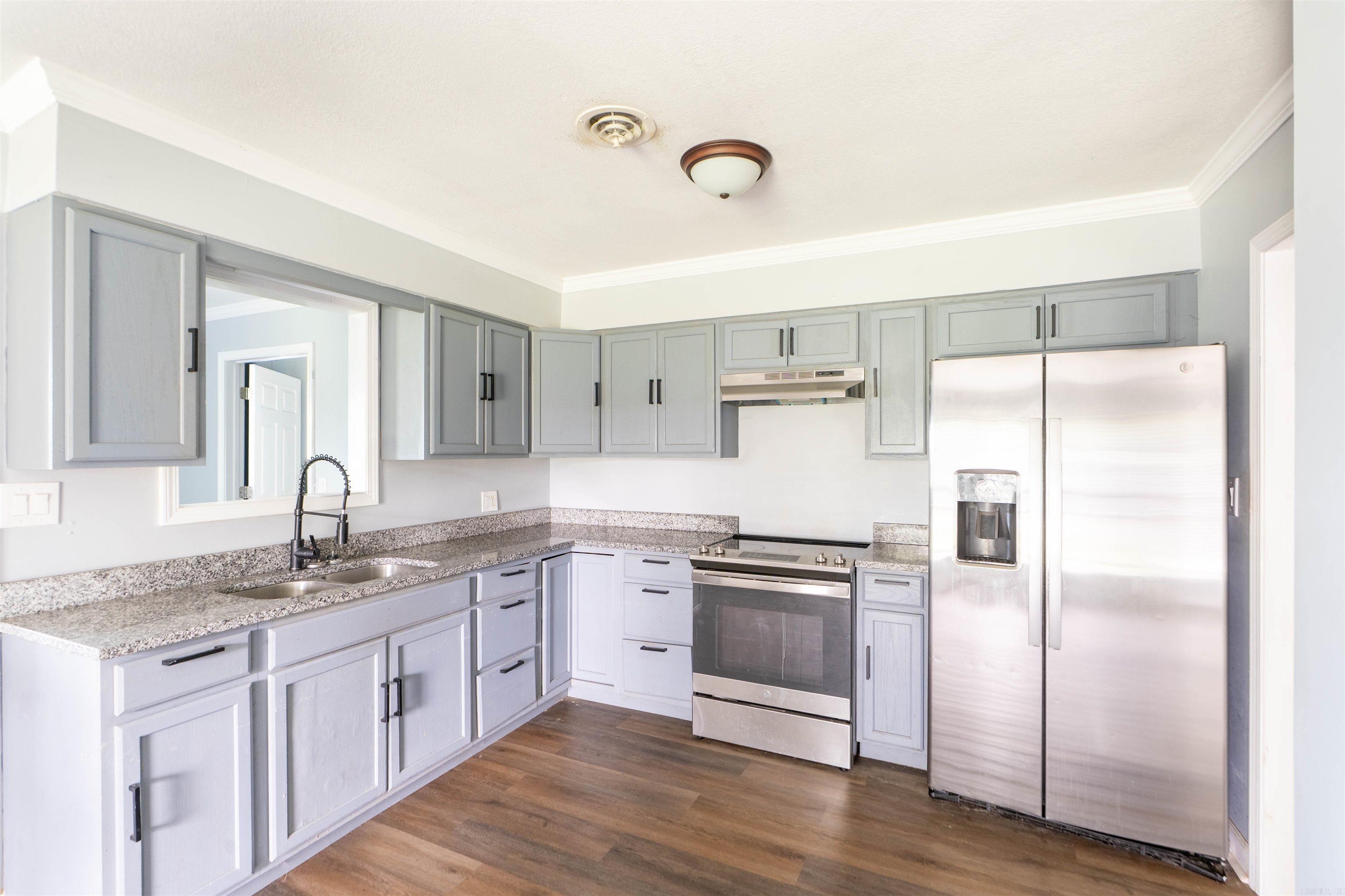 D MOORE ADDN - Residential