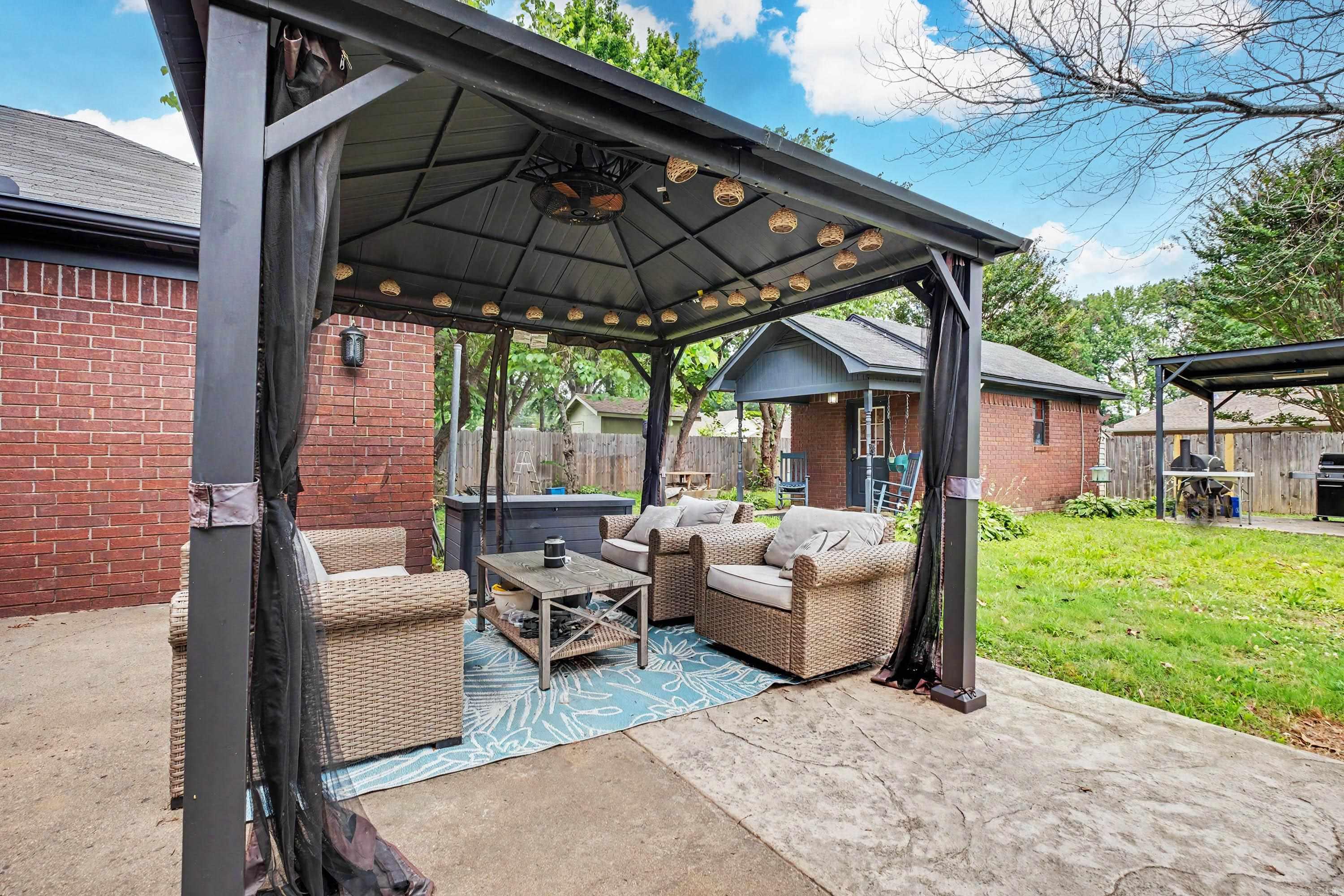 JAMESTOWN ADD - Residential