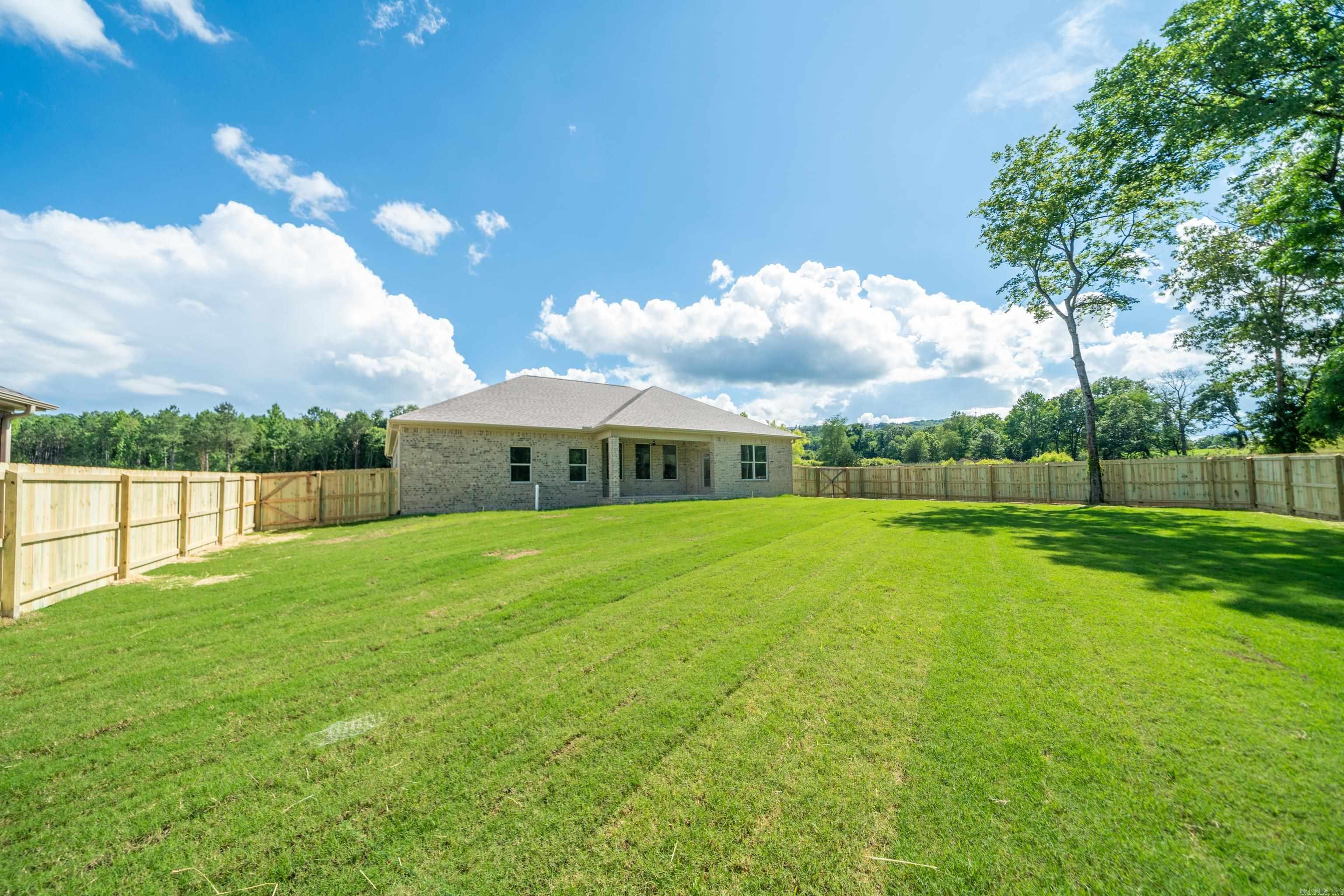 LA CALA ESTATES - Residential
