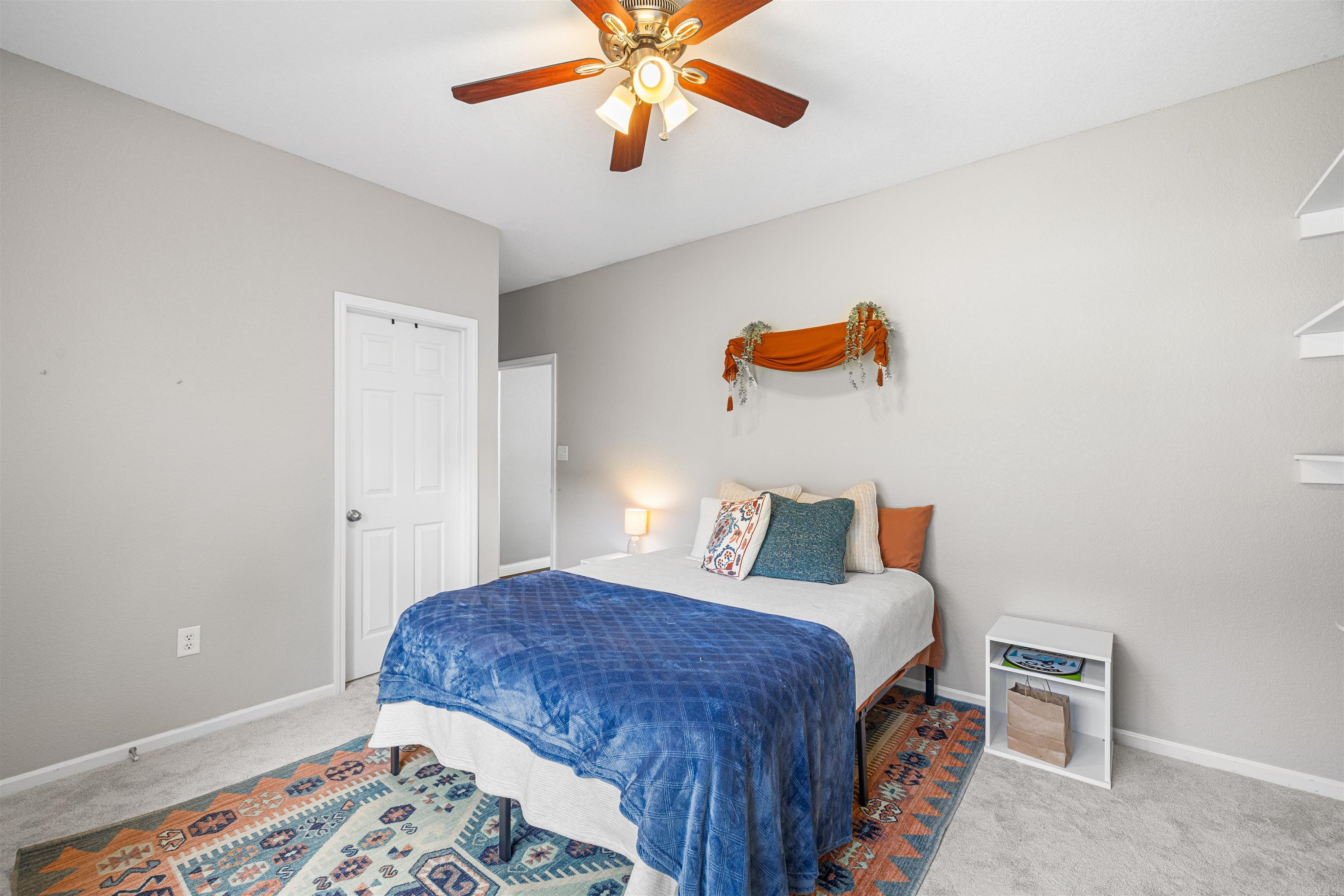 PINNACLE VALLEY - Residential