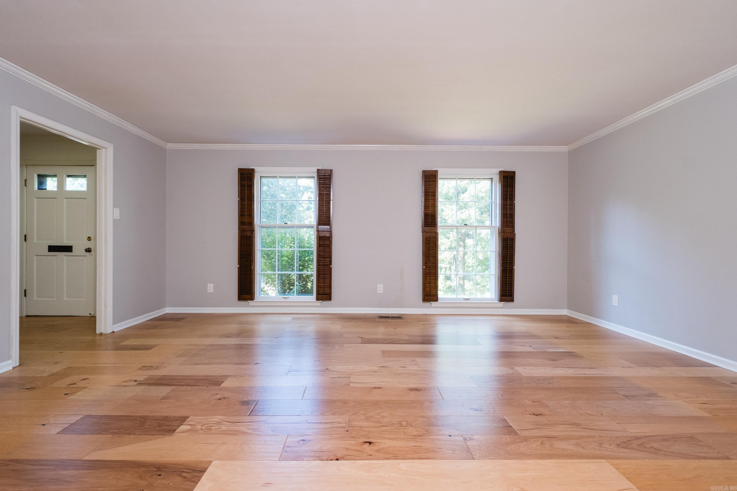 LONGLEA - Residential