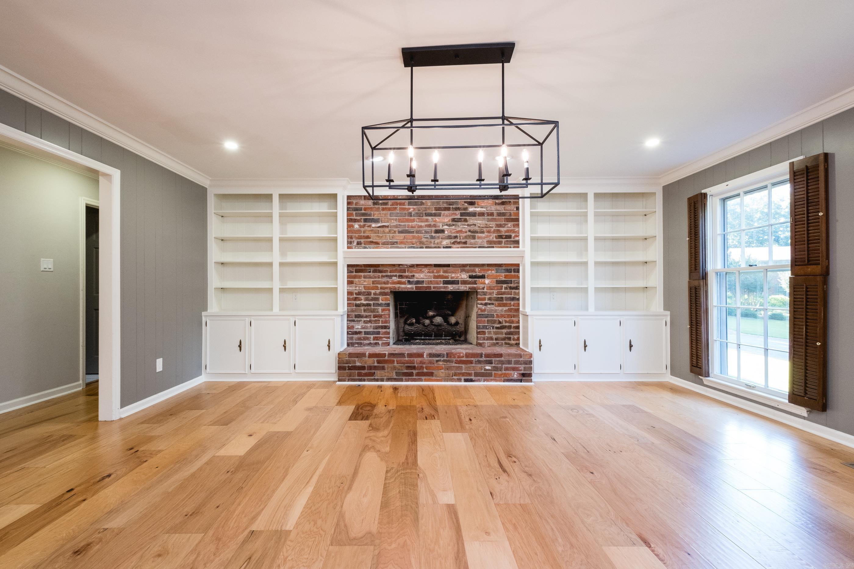 LONGLEA - Residential
