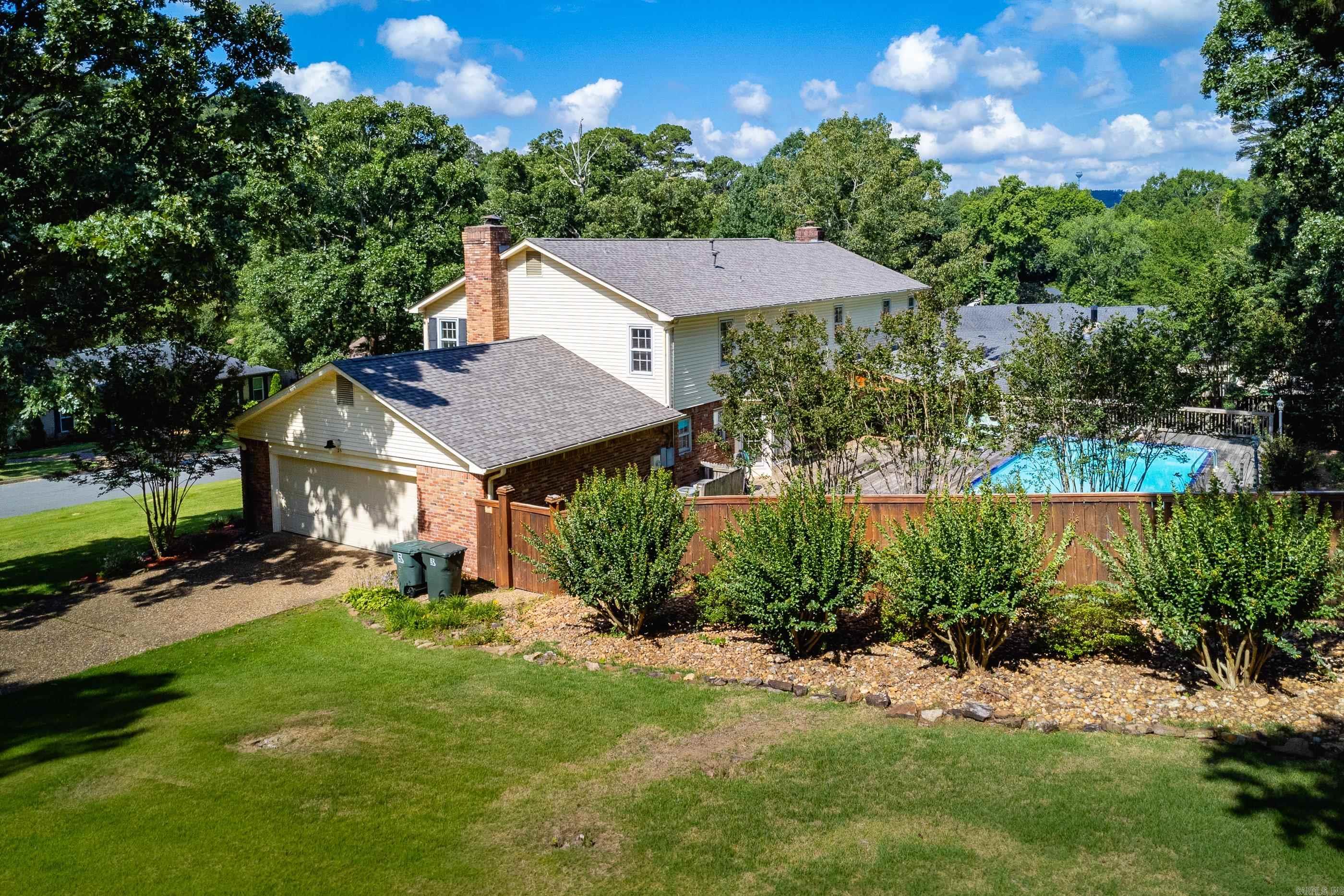 LONGLEA - Residential