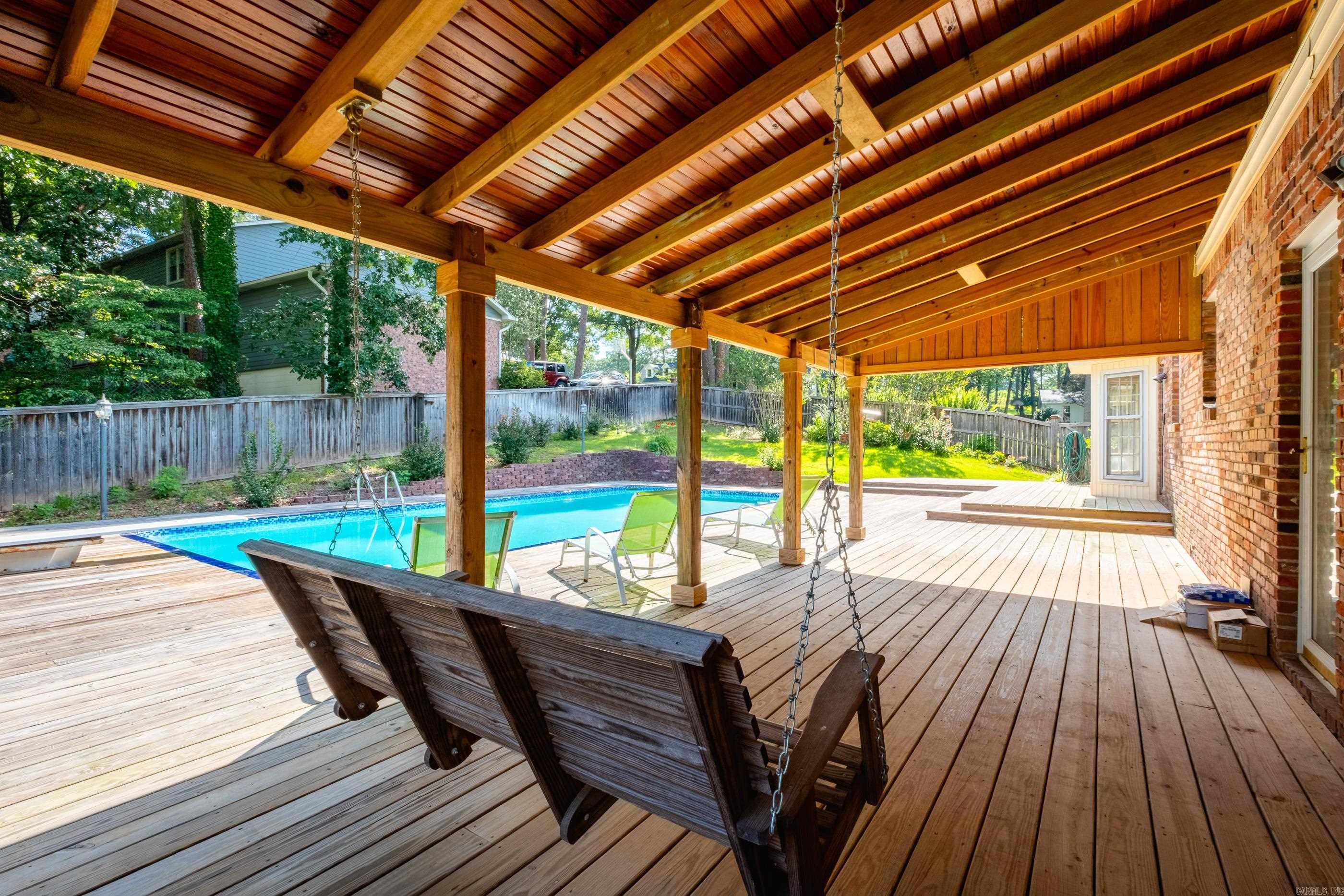 LONGLEA - Residential