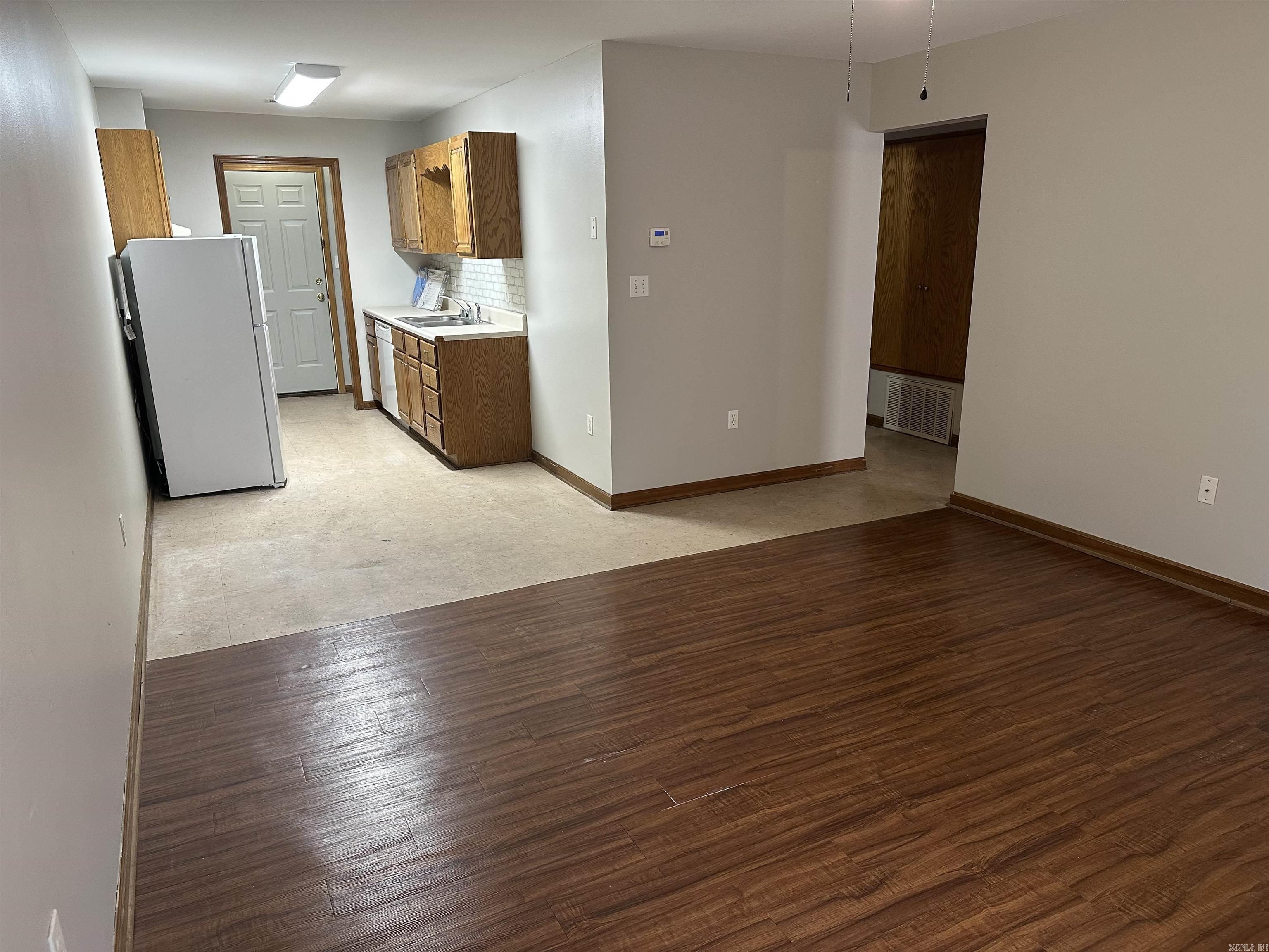 Metes & Bounds - Residential Lease