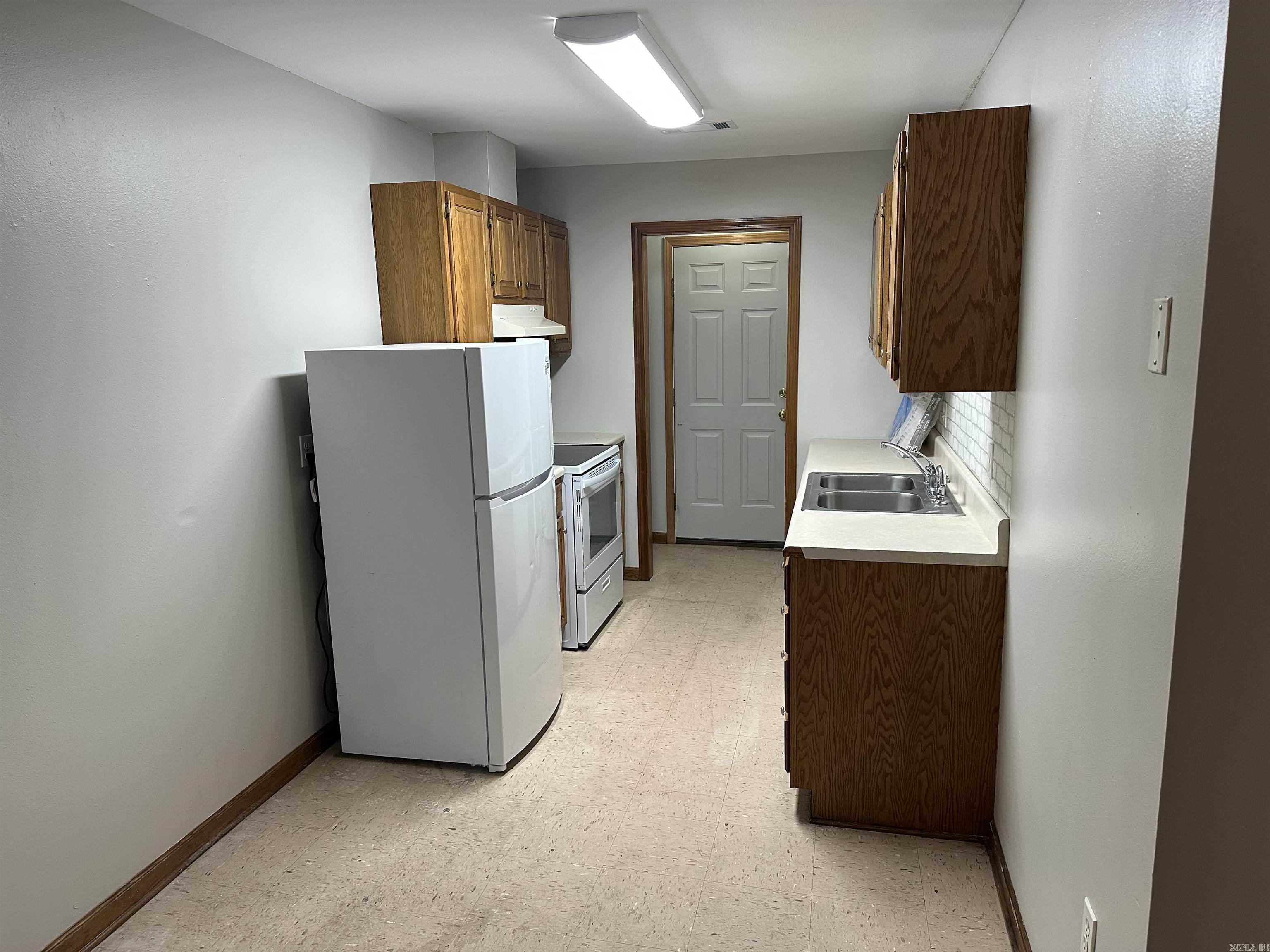 Metes & Bounds - Residential Lease
