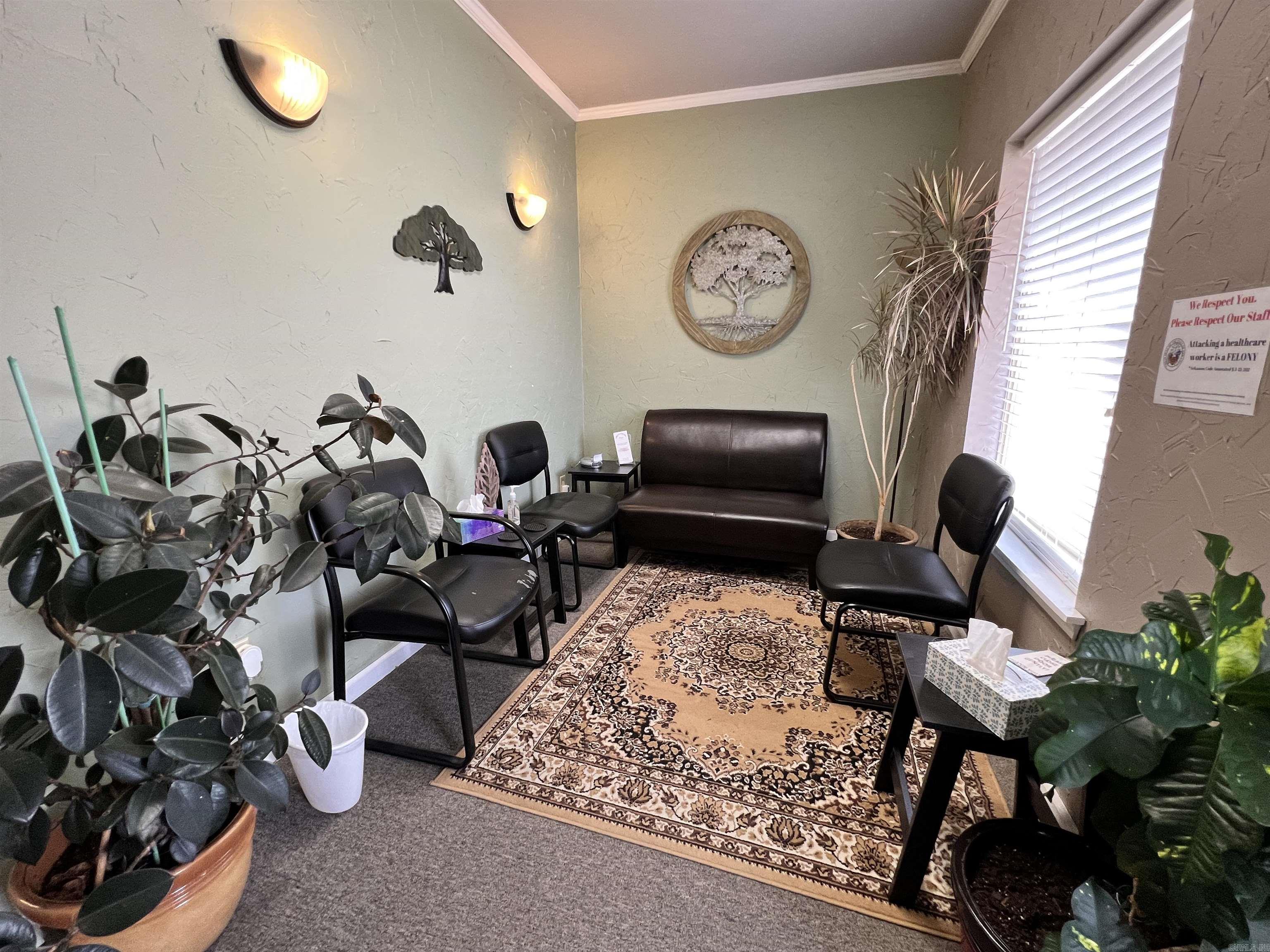 HILLS REPLAT OF TWIN OAKS ADDN - Commercial Sale