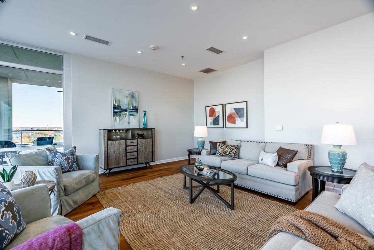 THE RESIDENCES AT BUILDING 5 HPR - Residential