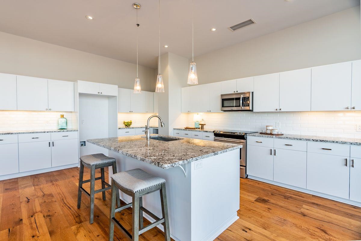 THE RESIDENCES AT BUILDING 5 HPR - Residential