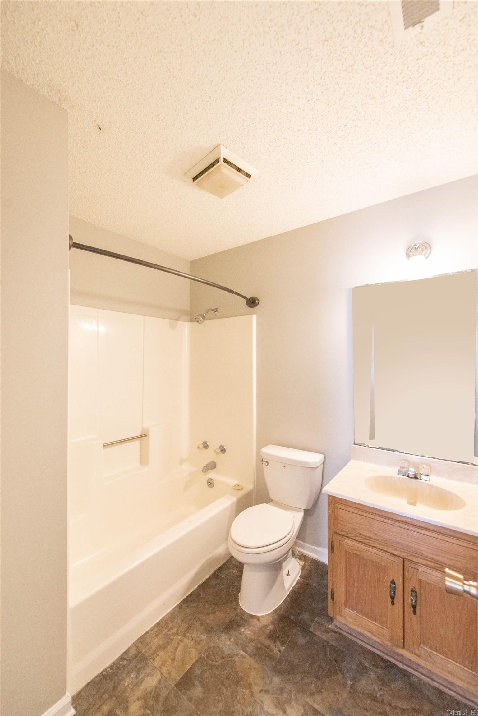 PLEASANT OAKS - Residential