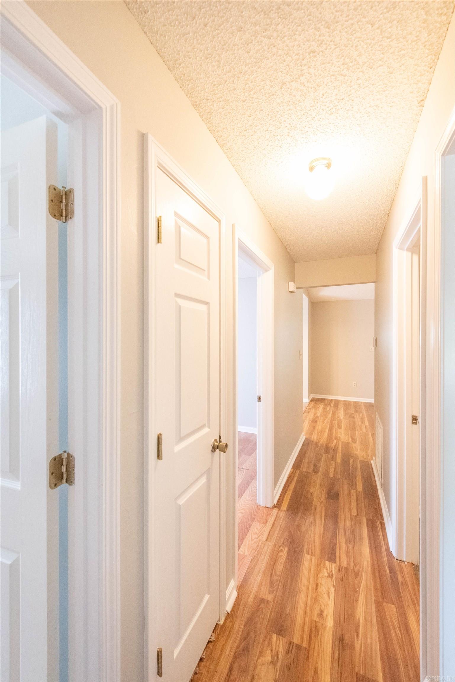 PLEASANT OAKS - Residential