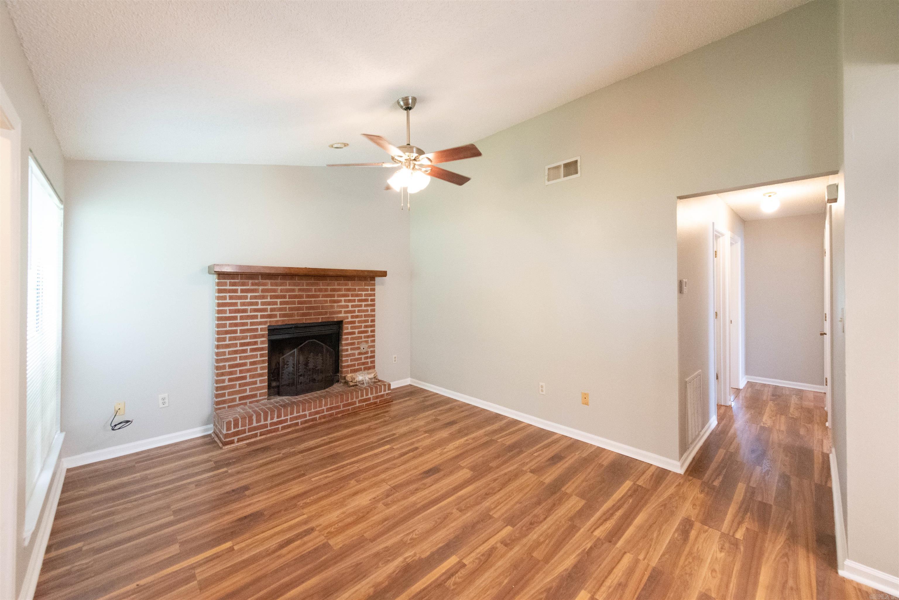 PLEASANT OAKS - Residential