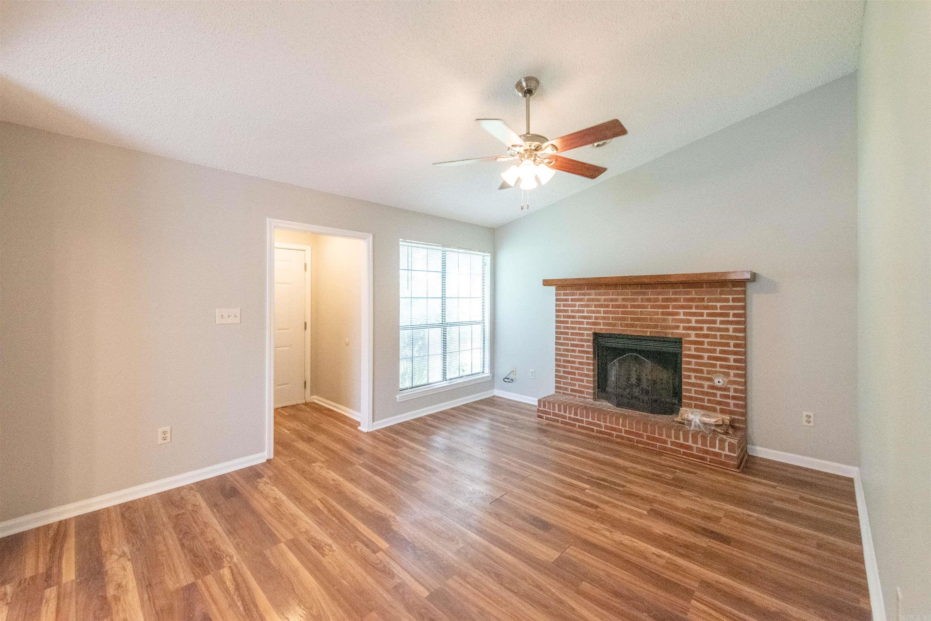 PLEASANT OAKS - Residential