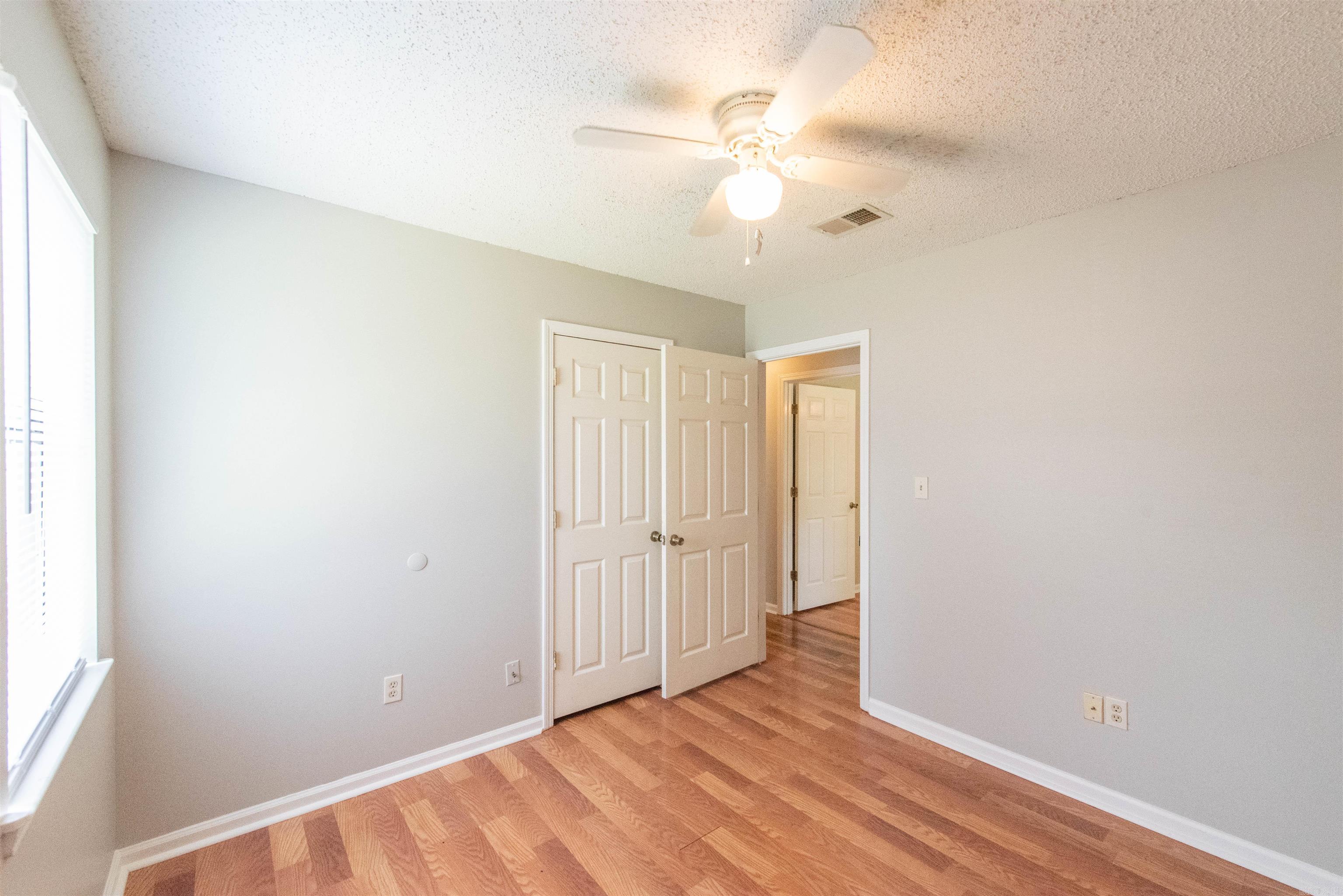PLEASANT OAKS - Residential