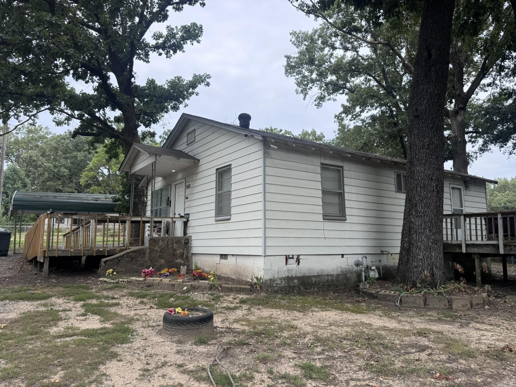 BARROW JOHN - Residential