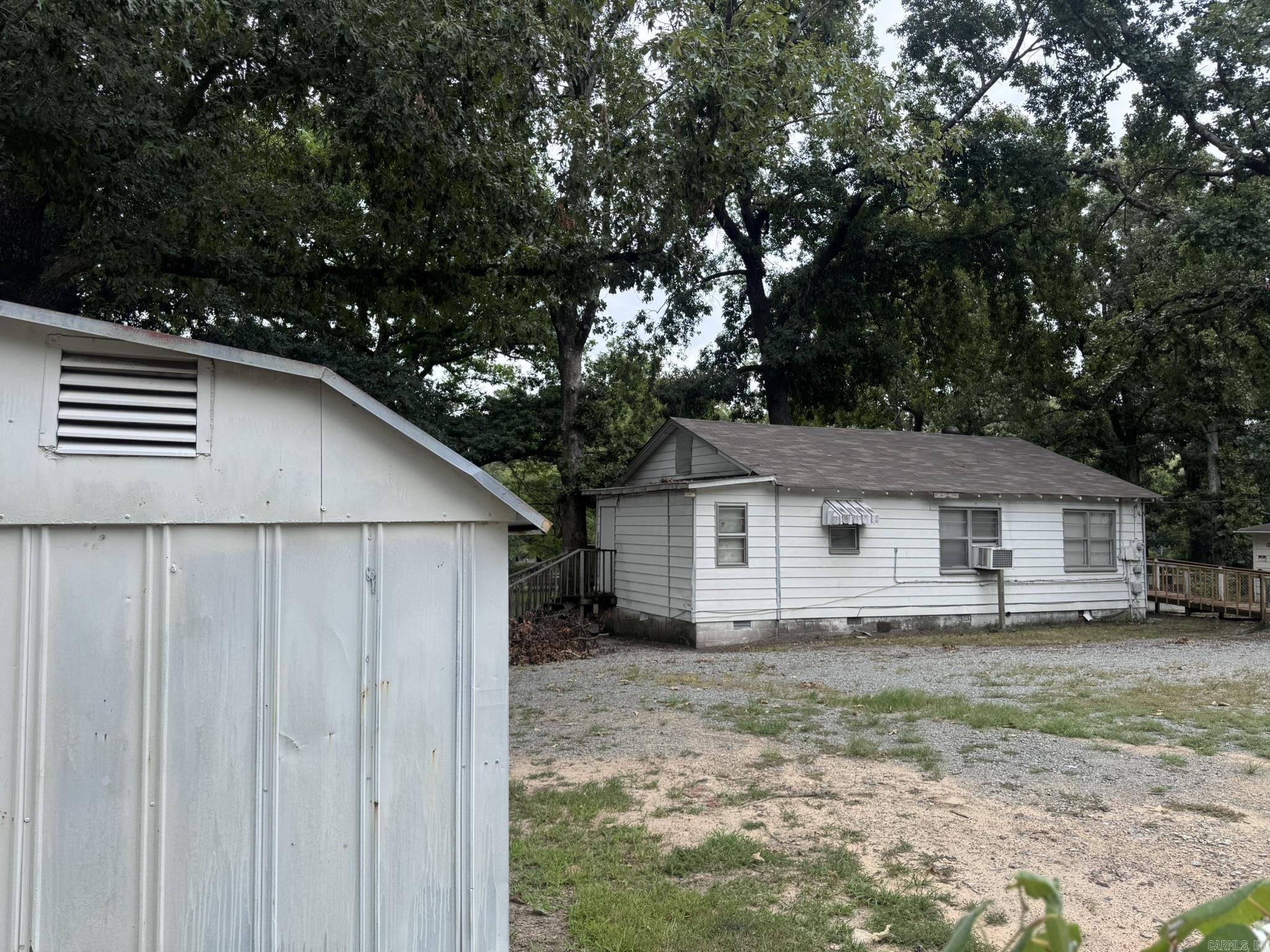 BARROW JOHN - Residential