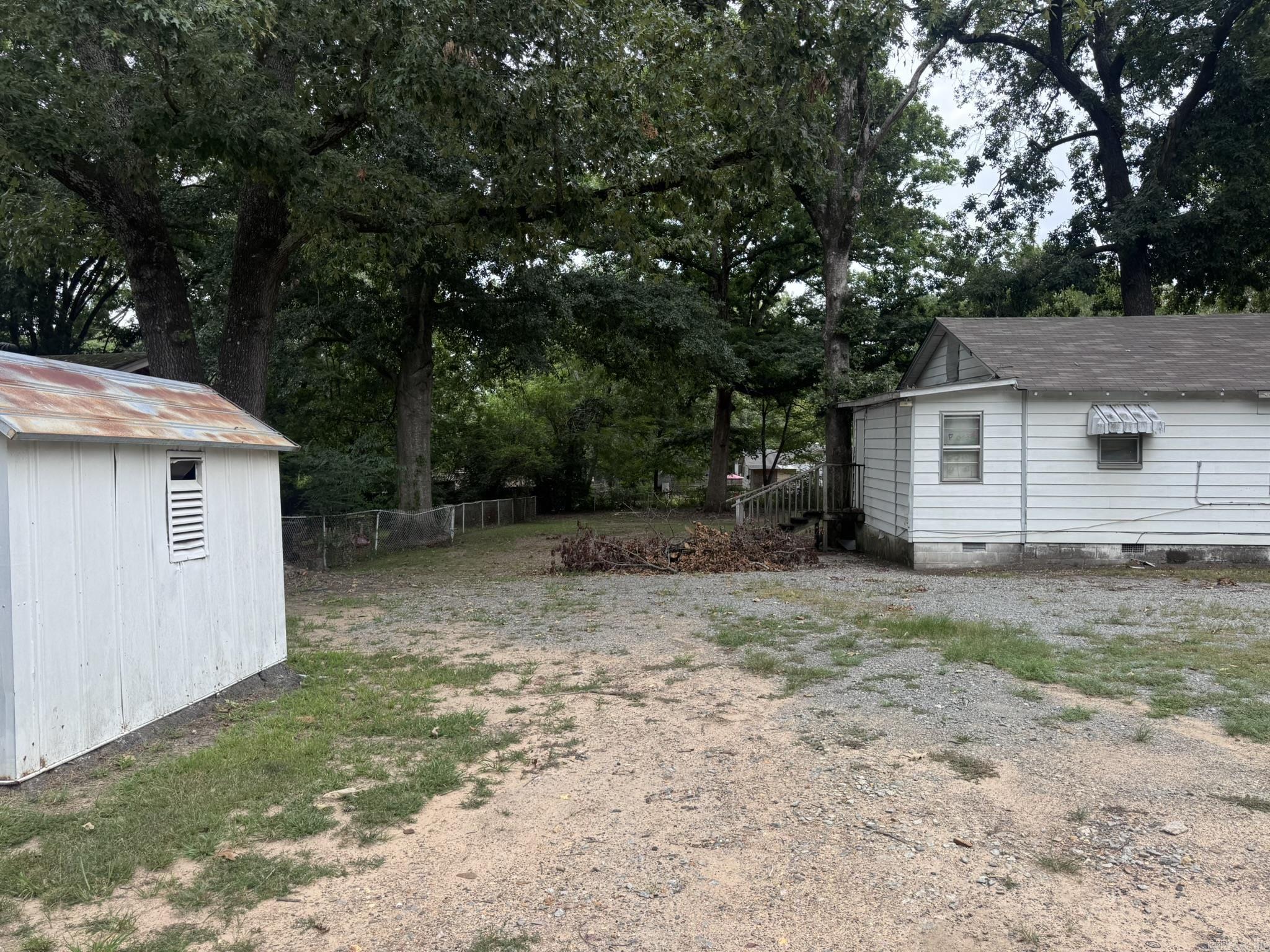 BARROW JOHN - Residential