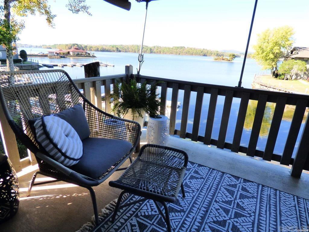 Farr Shores - Residential