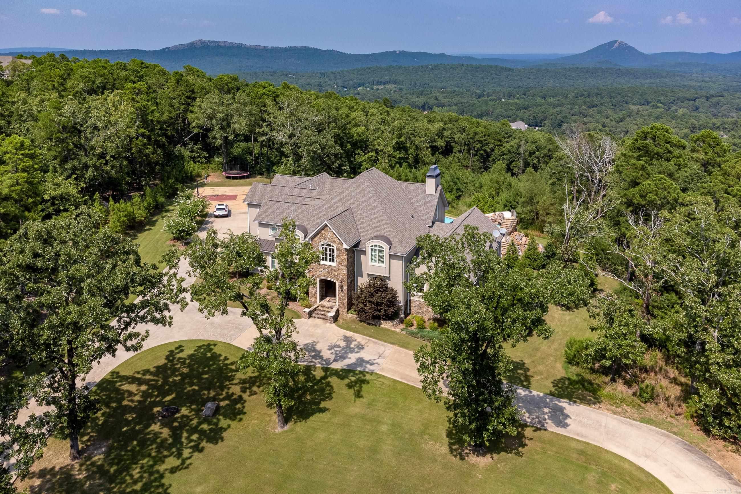 MAXINES REPL OF MILLS MTN EST - Residential
