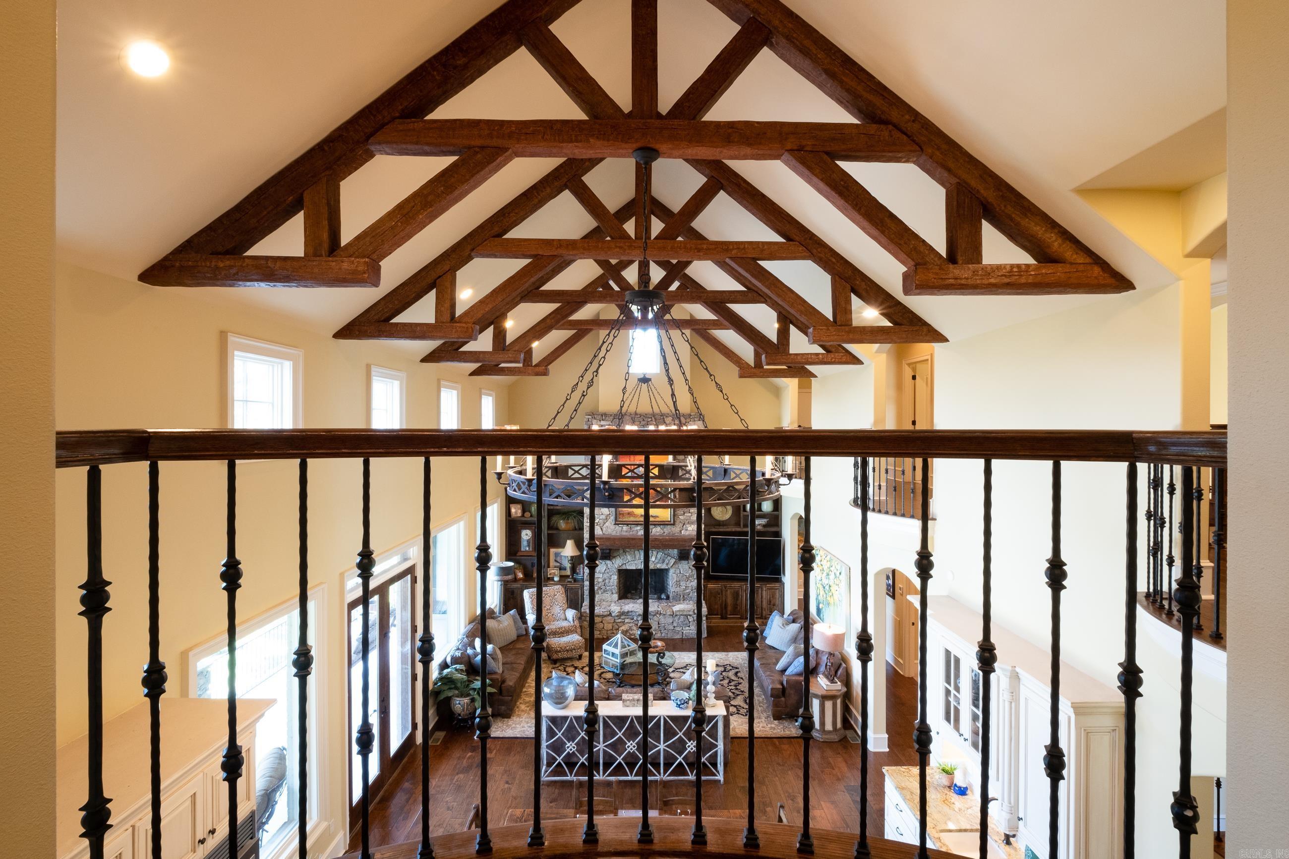 MAXINES REPL OF MILLS MTN EST - Residential