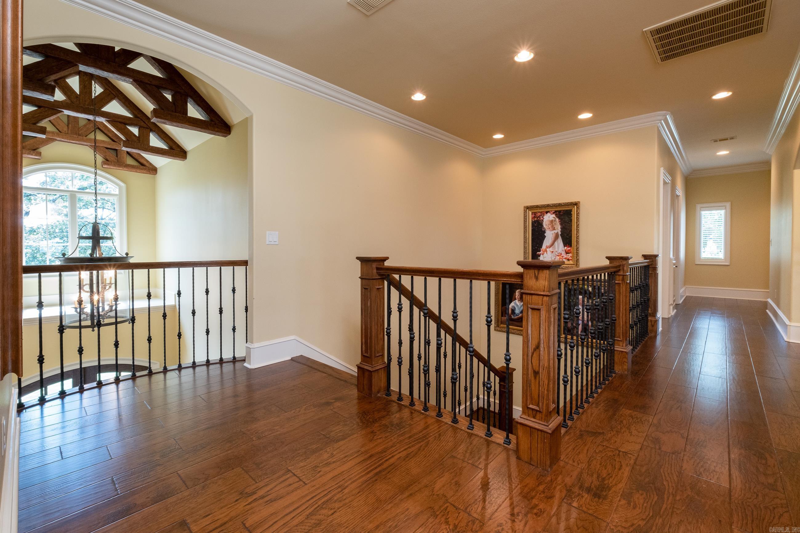 MAXINES REPL OF MILLS MTN EST - Residential