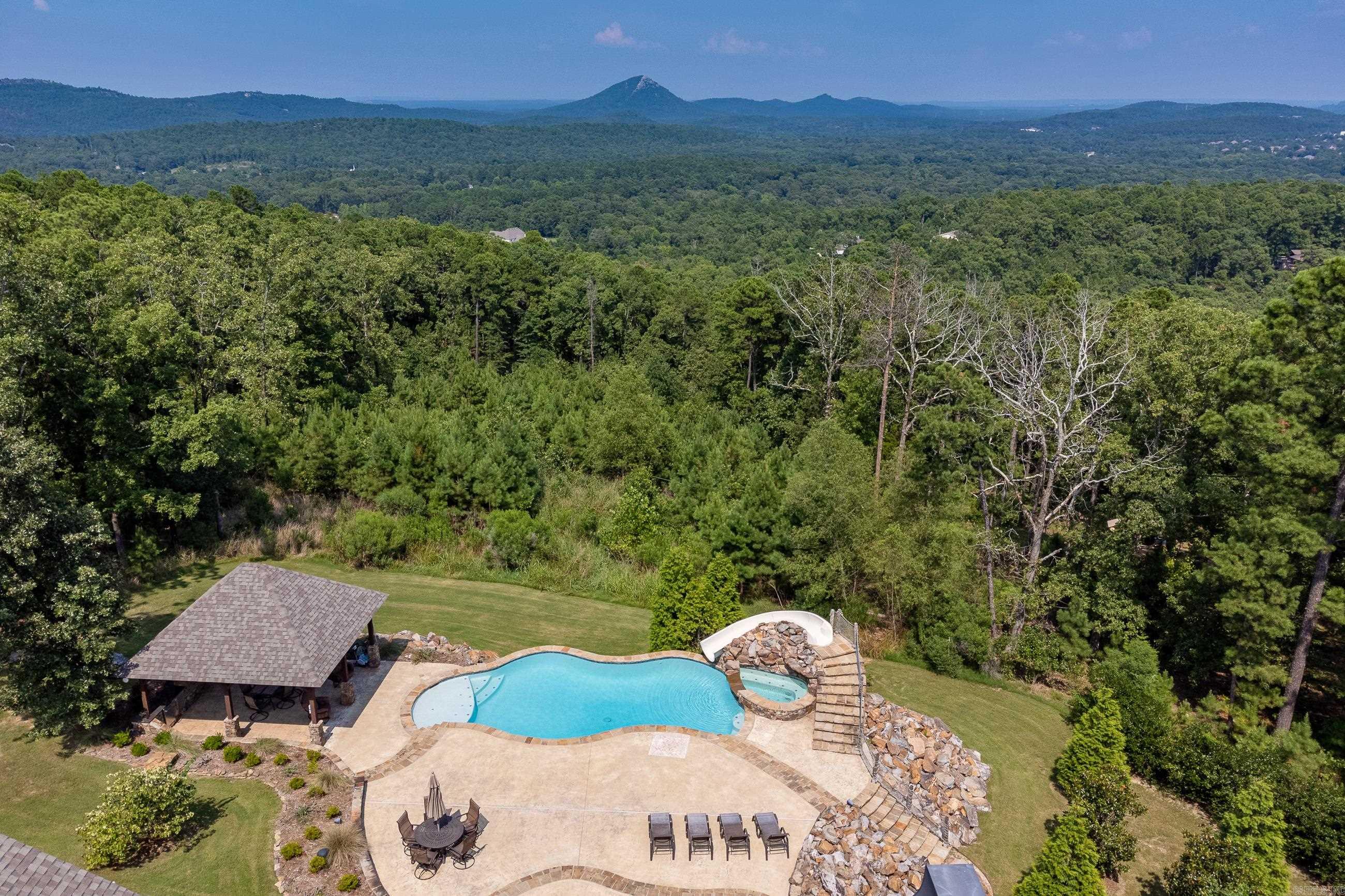 MAXINES REPL OF MILLS MTN EST - Residential