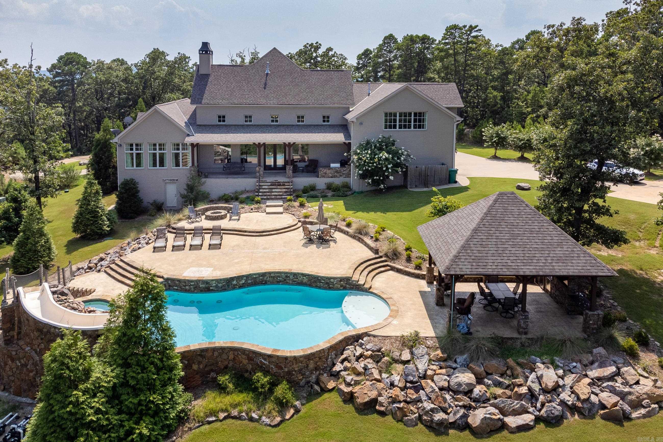 MAXINES REPL OF MILLS MTN EST - Residential