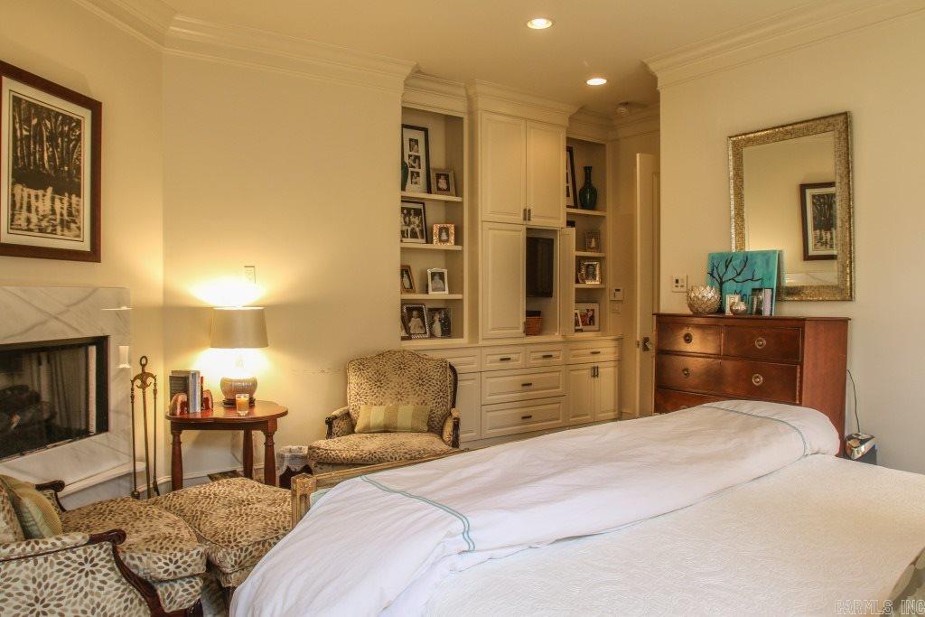 Newtons - Residential