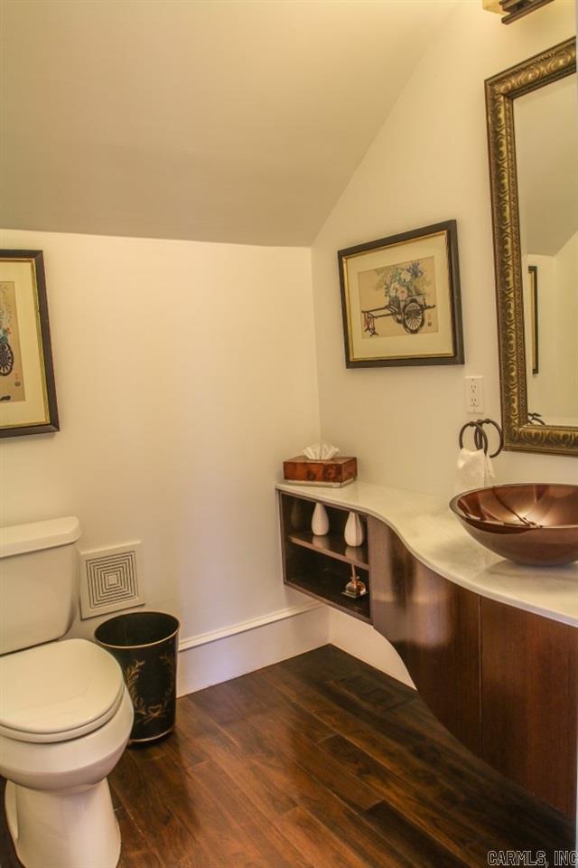 Newtons - Residential