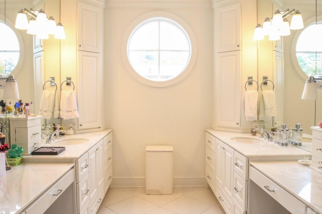 Newtons - Residential