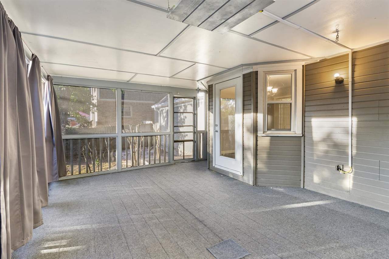 FAIRWAY PARK - Residential