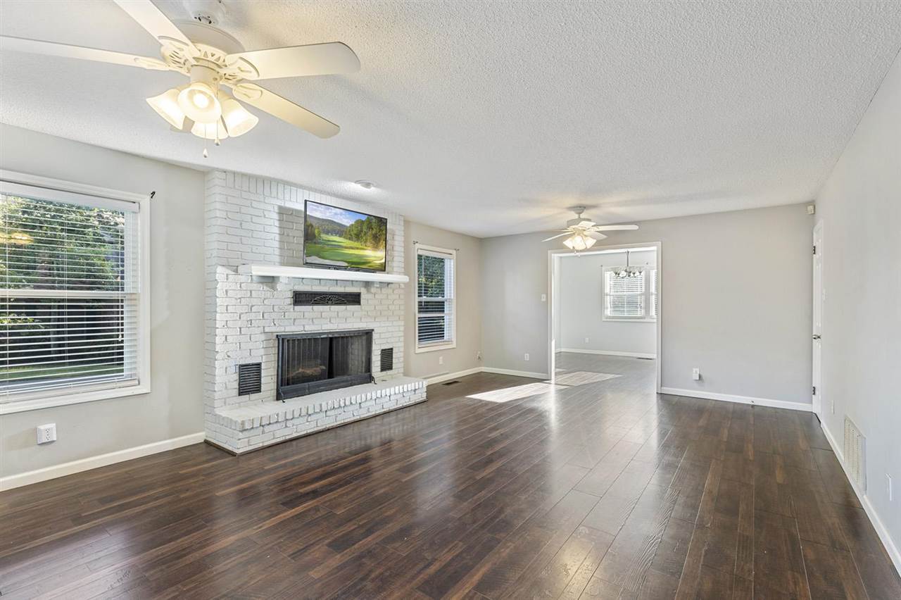 FAIRWAY PARK - Residential