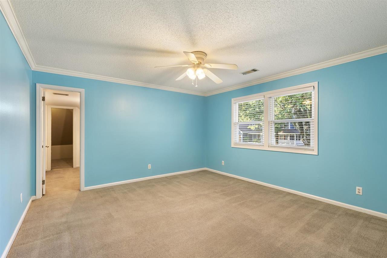 FAIRWAY PARK - Residential