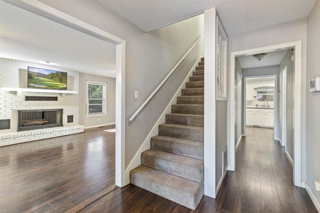 FAIRWAY PARK - Residential