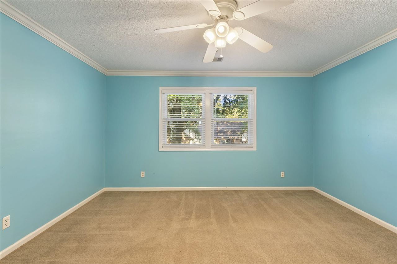 FAIRWAY PARK - Residential