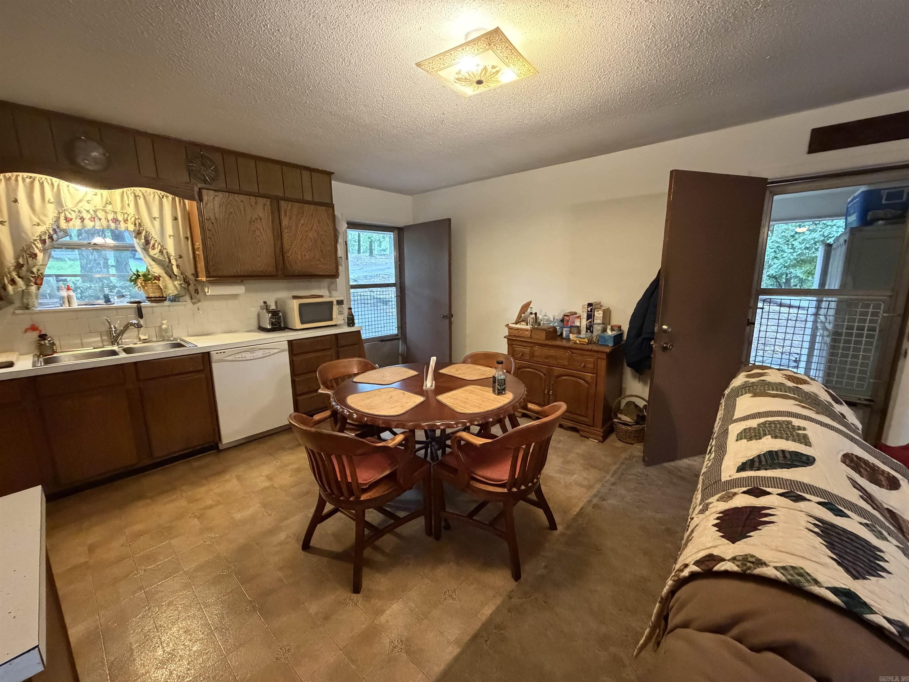 Lake Harbor Estates - Residential