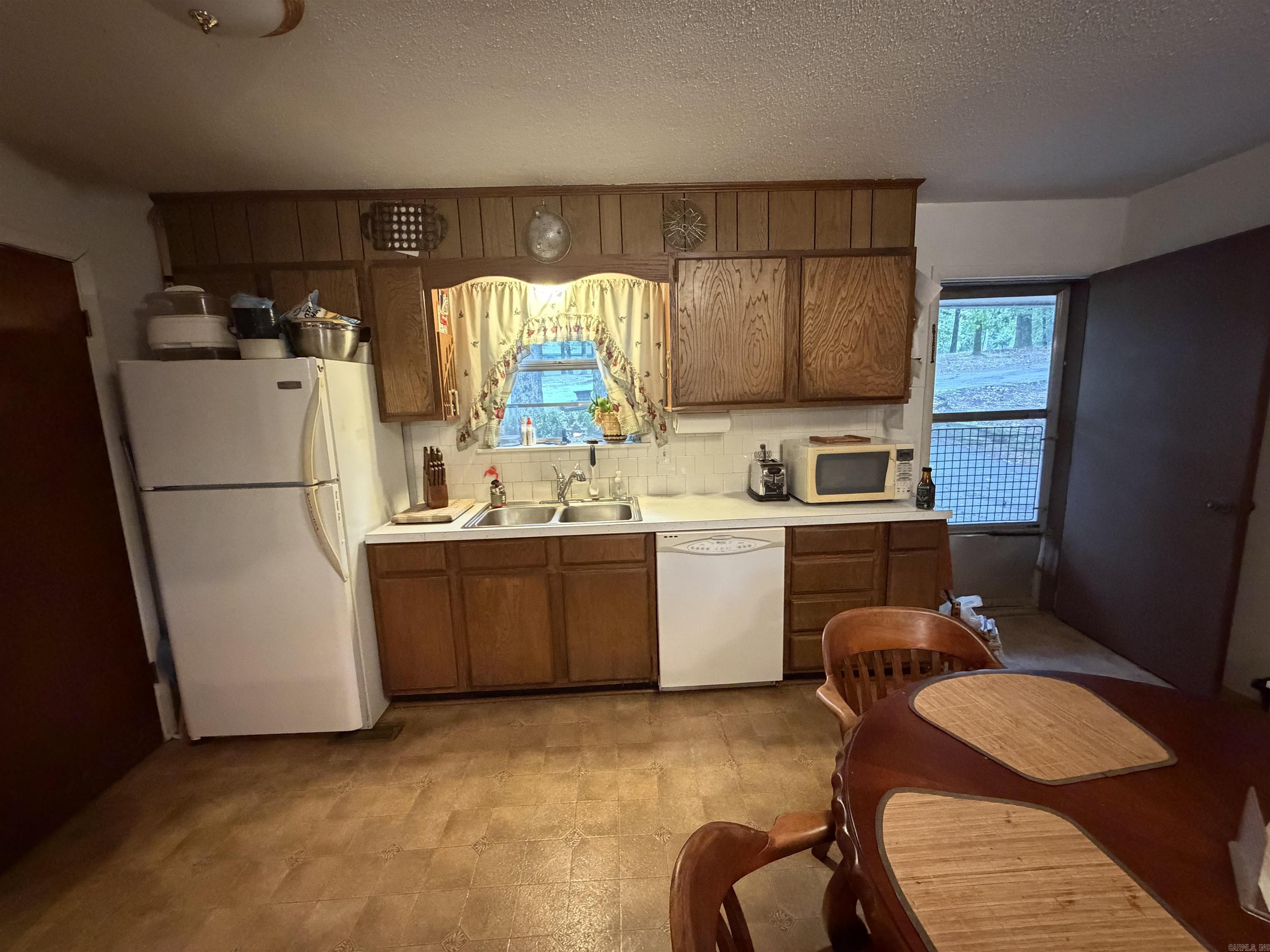 Lake Harbor Estates - Residential